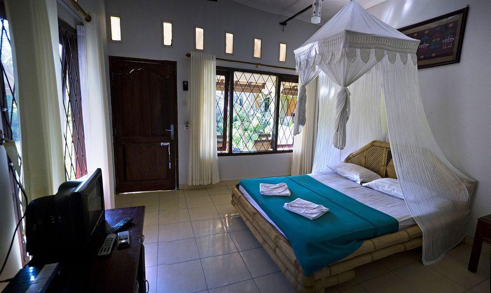 Segara Anak Bungalow & Restaurant Kuta  Eksteriør billede